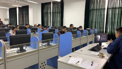 加強(qiáng)網(wǎng)絡(luò)安全意識，推動軟件正版化——我校舉辦網(wǎng)絡(luò)信息安全與軟件正版化專題培訓(xùn)